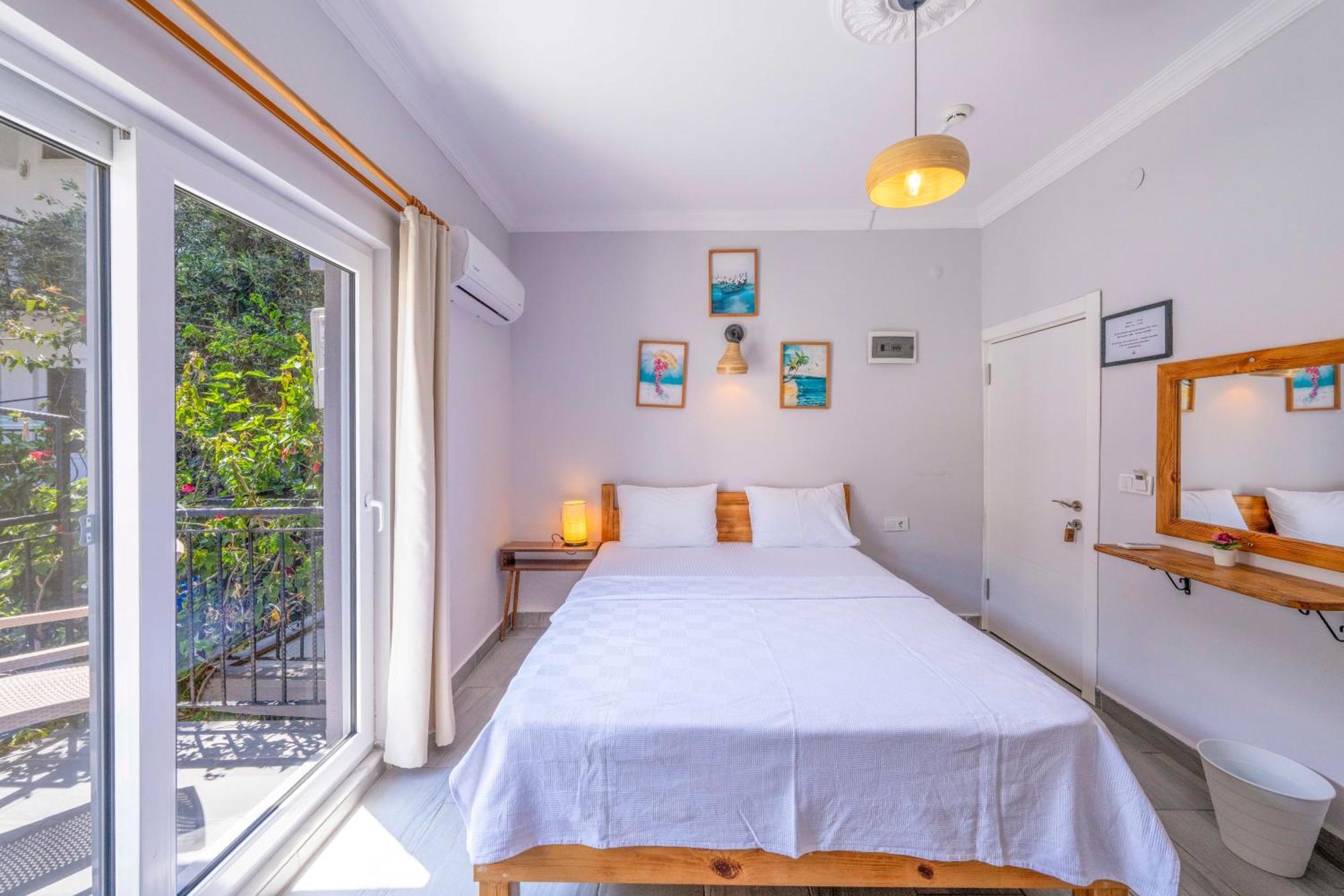Larex Otel Κας Εξωτερικό φωτογραφία