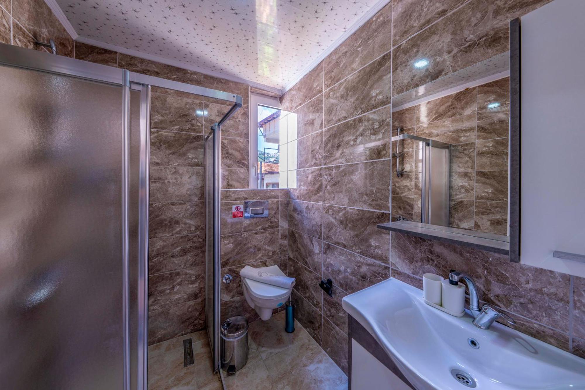 Larex Otel Κας Εξωτερικό φωτογραφία