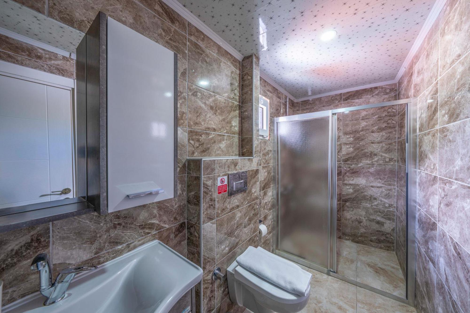 Larex Otel Κας Εξωτερικό φωτογραφία